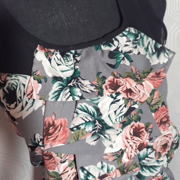 (Love Notes) Ladies No Sleeve Flowered Dress SizeS - Picture 4 of 6